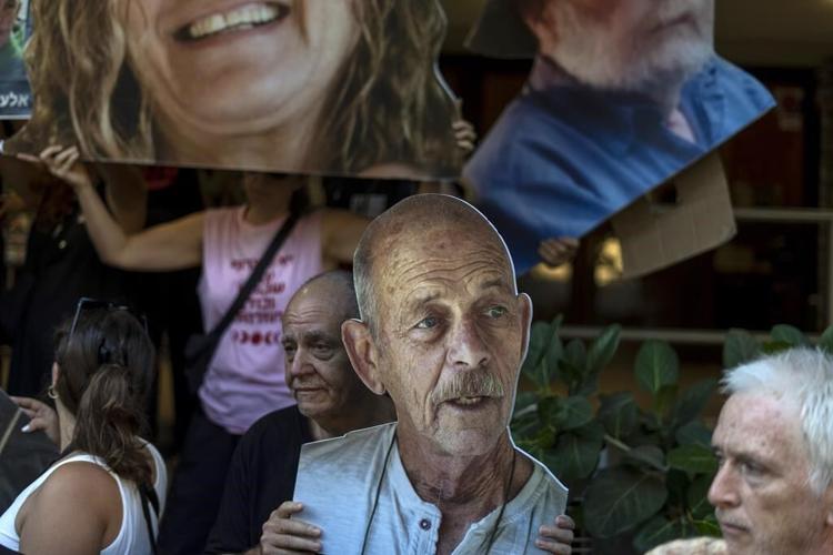 Mediators are set to hold new Gaza cease-fire talks, hoping to head off an even wider war