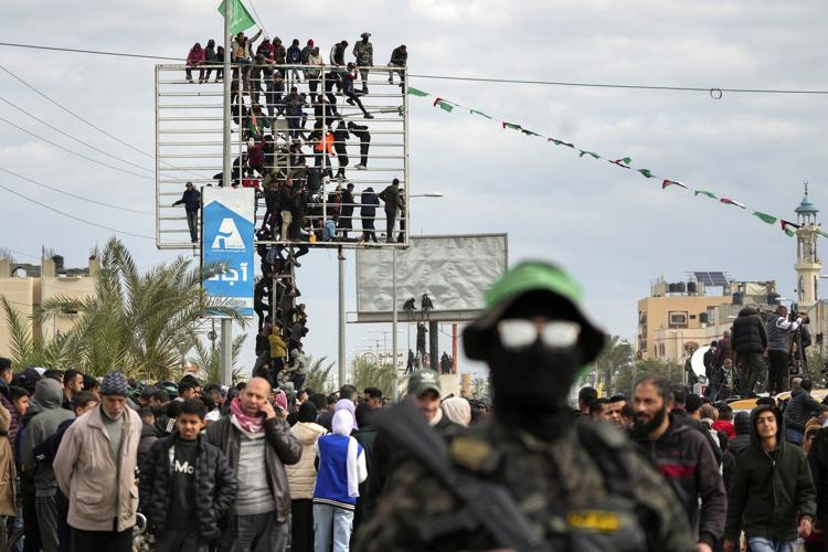 Hamas releases 3 frail-looking Israeli hostages for Palestinian prisoners under Gaza ceasefire