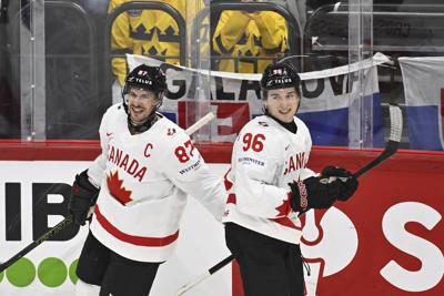 Crosby, Celebrini lead Canada in dominant 7-0 win over Slovakia at worlds
