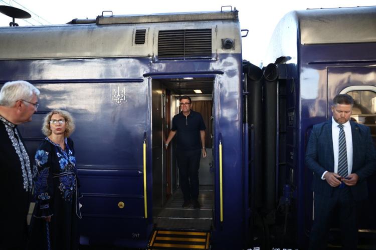 Burnham and European leaders arrive in Kyiv as Ukraine marks Independence Day