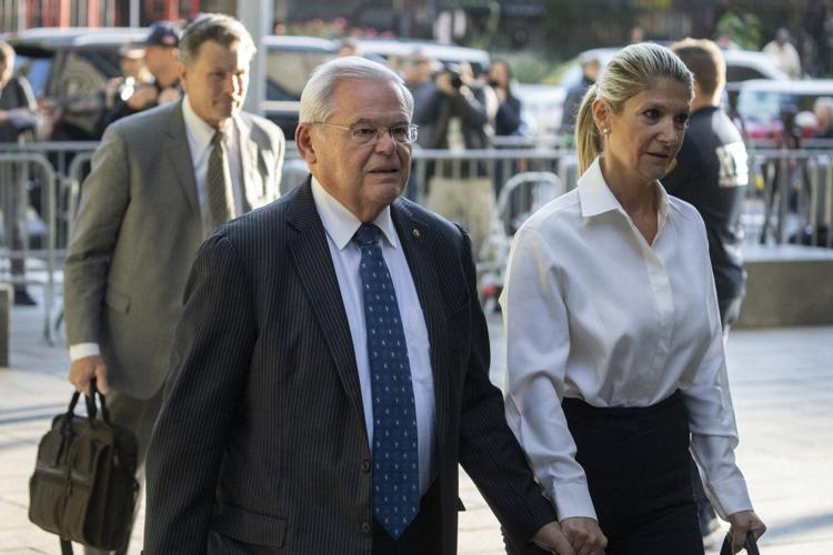 Deliberations to resume Monday at bribery trial of Nadine Menendez, wife of ex-US Sen. Bob Menendez