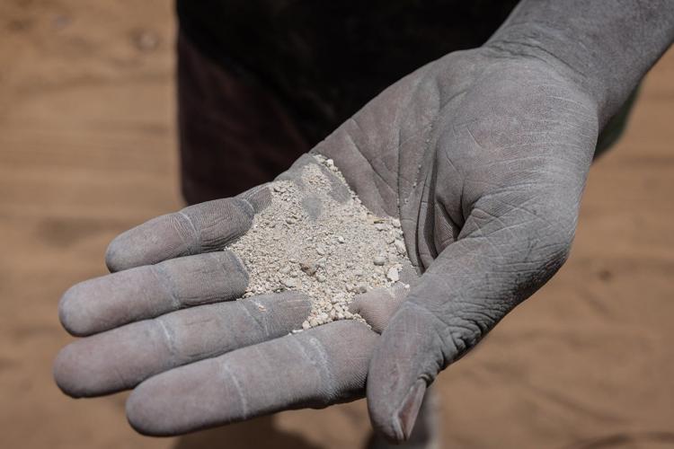 Iran war forces farmers to seek fertilizer alternatives from cow dung to compost