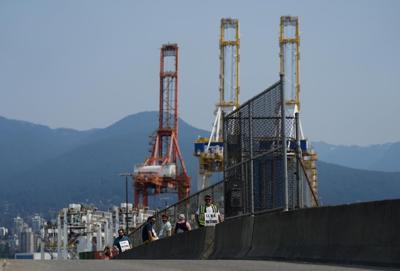 C.-B.: les employeurs veulent un arbitrage pour mettre fin à la grève dans les ports