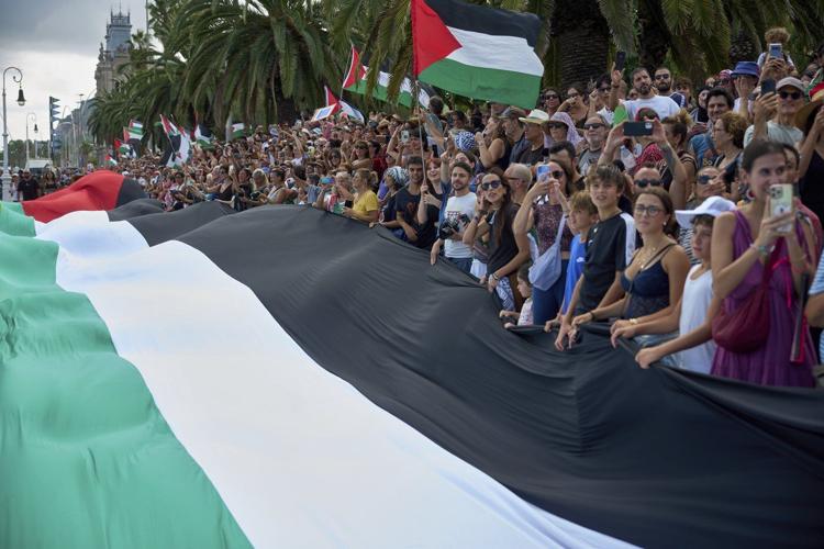 Flotilla headed to Gaza leaves Barcelona for a second time after storm delay