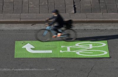 Nova Scotia premier threatens to overrule Halifax city council on downtown bike lane