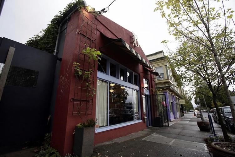 Oregon authorities recover body of award-winning chef who drowned in river accident