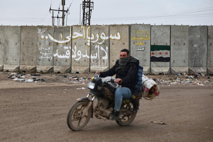 Syria's interior ministry forces enter key city under deal with Kurdish-led SDF