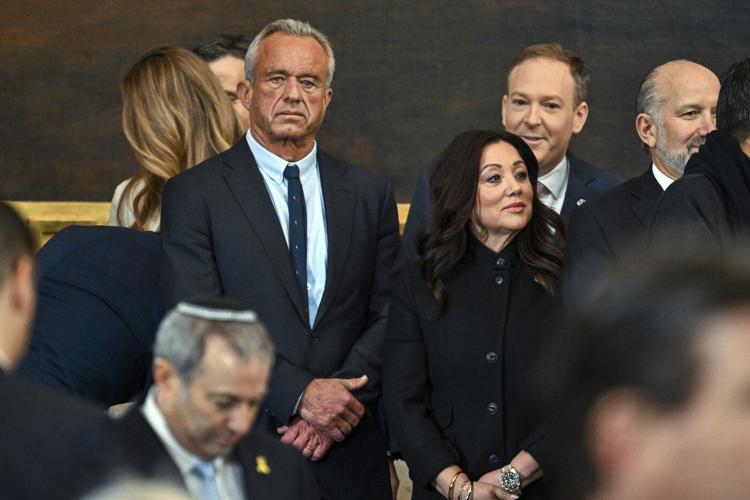 Health groups prepare for the unthinkable: Working with RFK Jr.