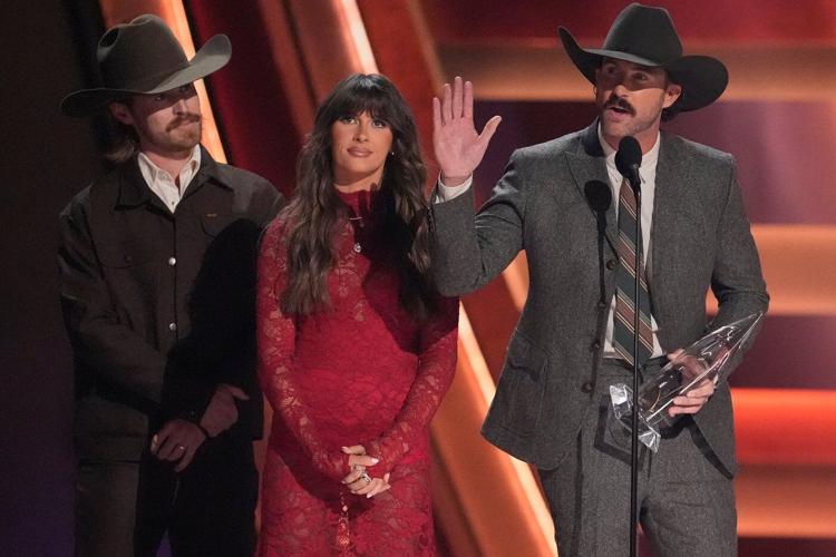 Ella Langley and Riley Green win big at the star-studded 2025 Country Music Association Awards