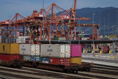 Fin de la grève aux ports de la Colombie-Britannique: l'entente est dévoilée