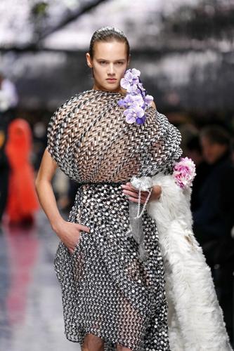 Couture and Lauren Sánchez are everywhere in Paris as Dior and Schiaparelli mix wonder and wit