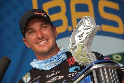 Canadian angler Chris Johnston in hunt for consecutive Bassmaster Elite Series crowns