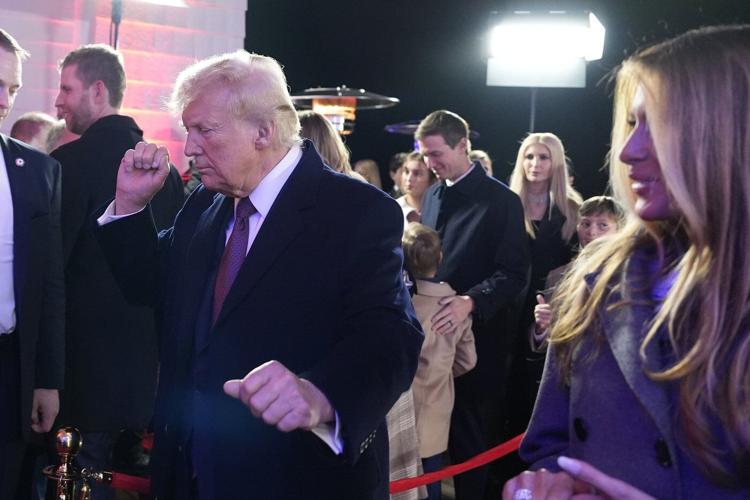 ɫֱs watching to see if Donald Trump follows through on tariff threat