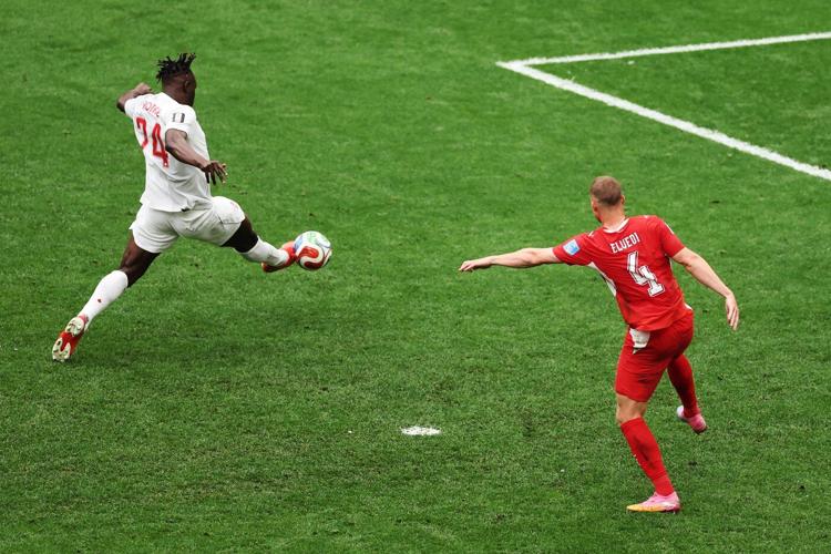 Canada falls 2-1 to Switzerland, advances to FIFA World Cup knockout round