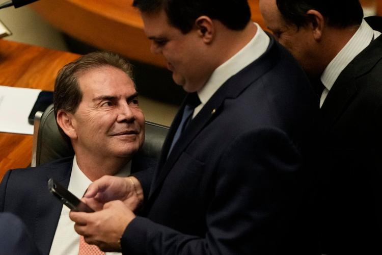 Bill that could reduce Brazilian ex-President Jair Bolsonaro's prison time advances in Congress