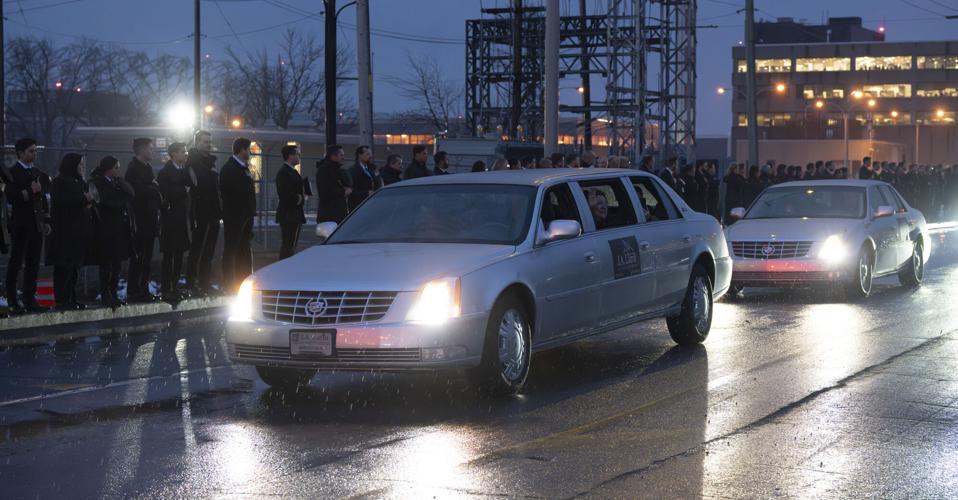 Photo-Gallery-NY-Air-Canada-Crash-Pilots 13