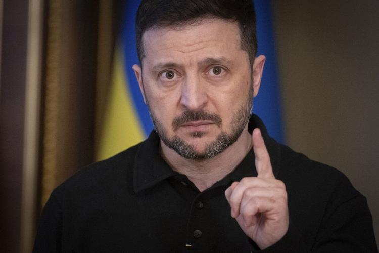 Shocked by US peace proposal, Ukrainians say they will not accept any formal surrender of Crimea