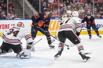 Edmonton Oilers extend winning streak to 15 with win over Chicago Blackhawks