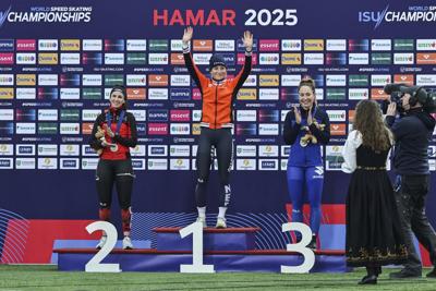 Blondin, Howe capture medals at the world speedskating single distances event