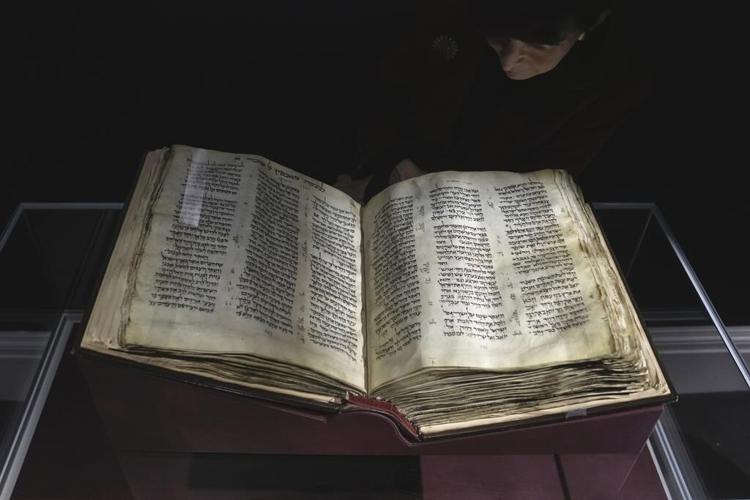 Sotheby's hopes for record sale of ancient Hebrew Bible