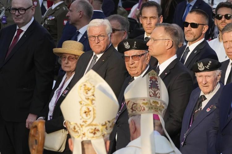 German president asks Poles for forgiveness on eve of 80th anniversary of Warsaw Uprising
