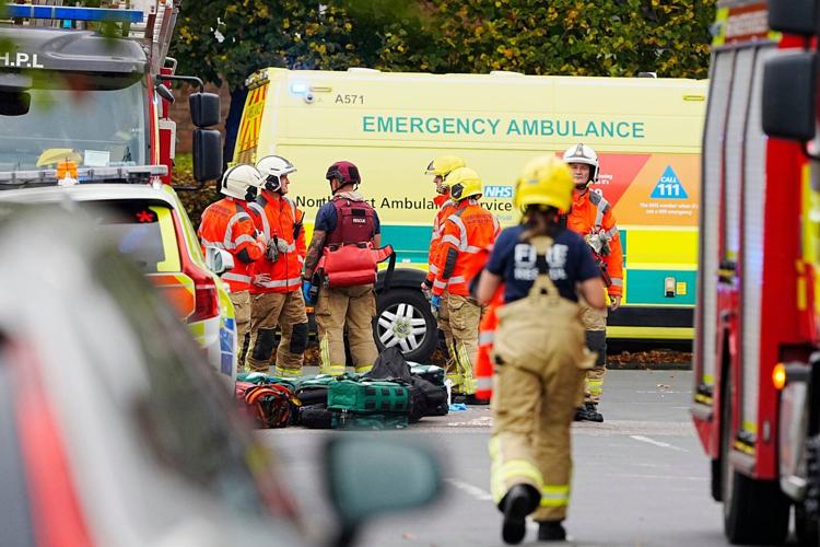 UK police say 2 victims have died and 3 others are in serious condition after synagogue attack