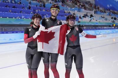 Canada's Olympic gold medallists in speedskating have eye on world record