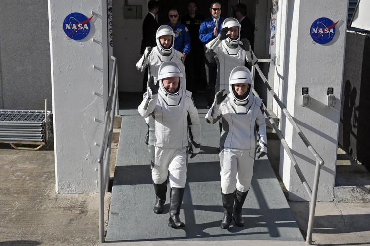 Clouds force last-minute delay for astronaut launch to the International Space Station