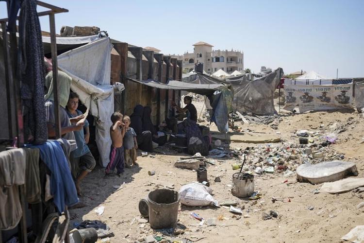 Israel-Hamas war latest: Blinken visits Gaza mediators in pursuit of cease-fire deal