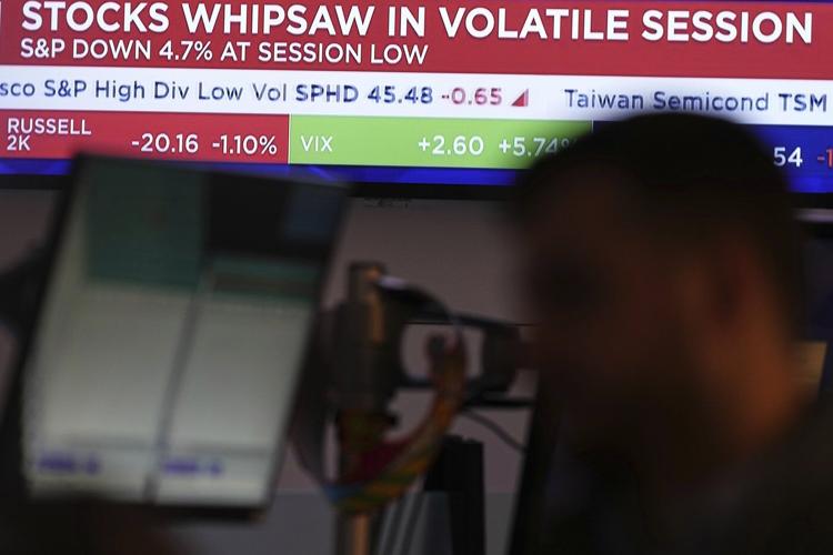 Bogus report on tariff pause briefly lifted markets before White House denied it