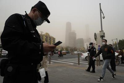 COVID test requirement lifted for travelers from China to US