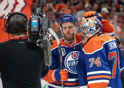Oilers aim to prevent Stanley Cup party with Game 5 in Florida