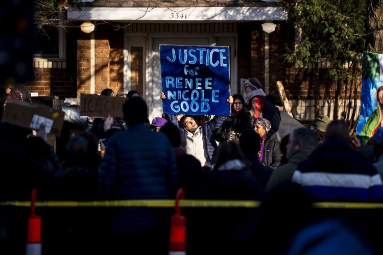 Photo-Gallery-US-Minneapolis-Protests 02