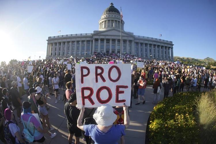 Abortion clinic ban heads to Utah governor for signature