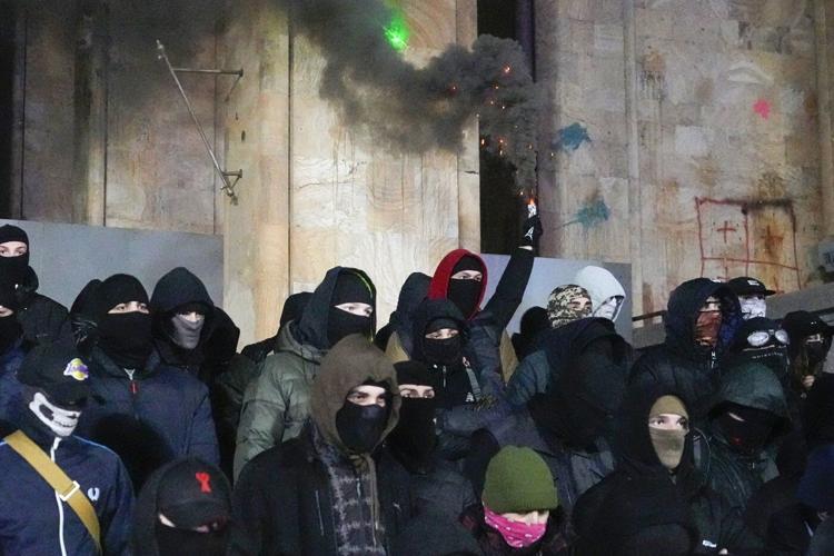 Georgian journalists allege brutal beatings as protests rage against ending EU talks