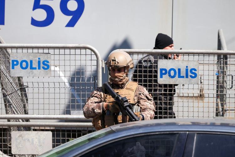 Gunmen attack building housing Israeli Consulate in Istanbul