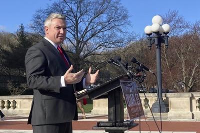 Quarles endorses legalizing medical marijuana in Kentucky