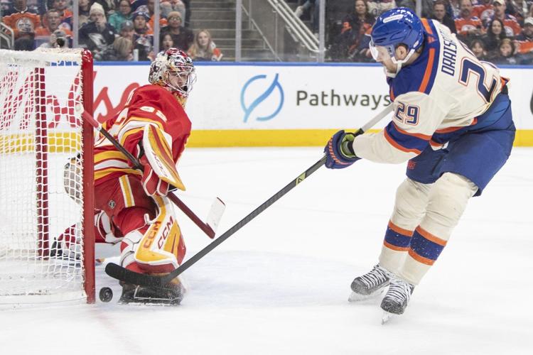 Draisaitl nets hat trick, Edmonton Oilers douse Calgary Flames with 5-1 loss