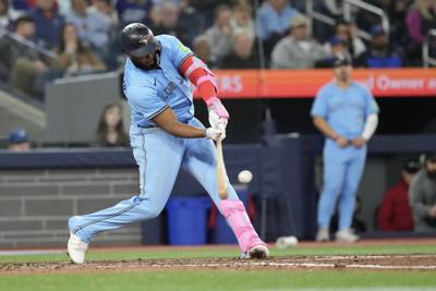 Vladimir Guerrero Jr.'s late three-run homer lifts Blue Jays over Red Sox 4-2