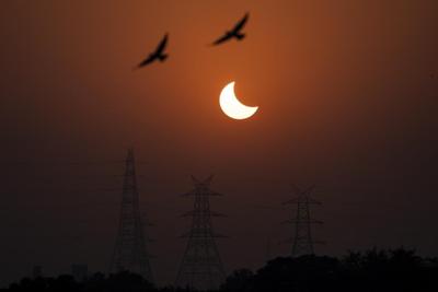 Rare eclipse due Saturday over western B.C., but clouds could block the show