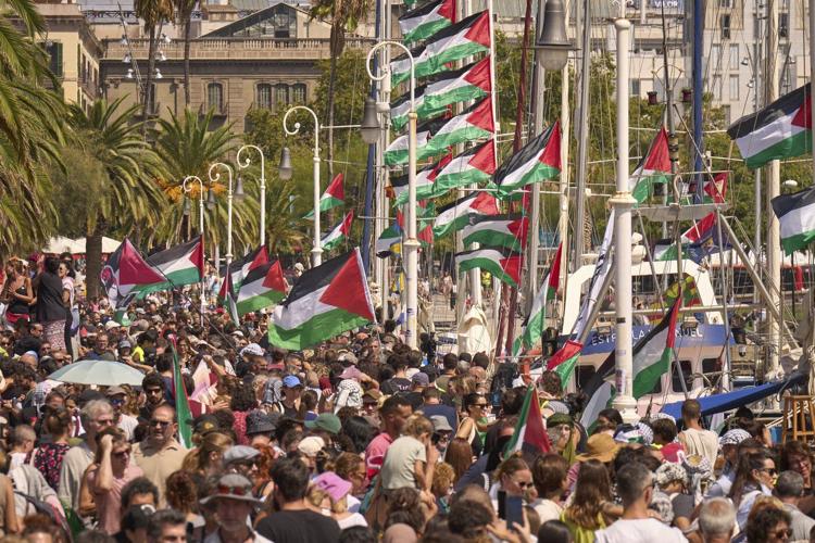 Ships carrying aid, activists and celebrities set sail from Barcelona to Gaza