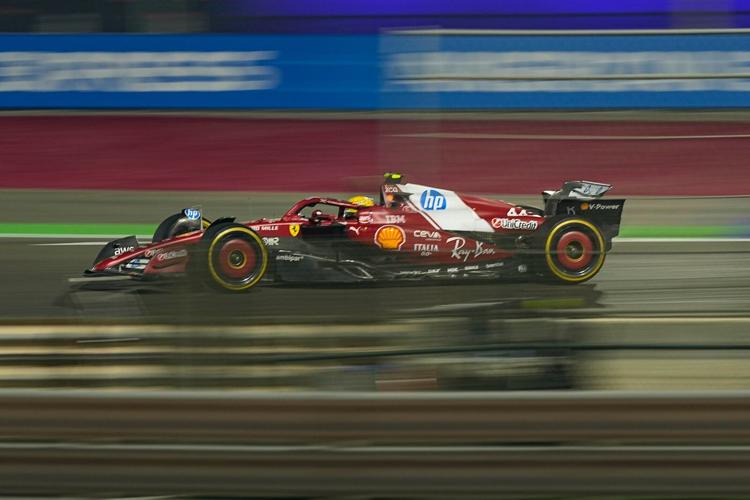 Piastri wins sprint race at Qatar GP to close gap on F1 leader Norris