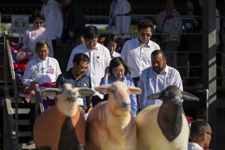 Taiwan rejects China pressure ahead of House speaker meeting