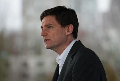 Le premier ministre de la C.-Britannique «troublé» par les allégations d'ingérence