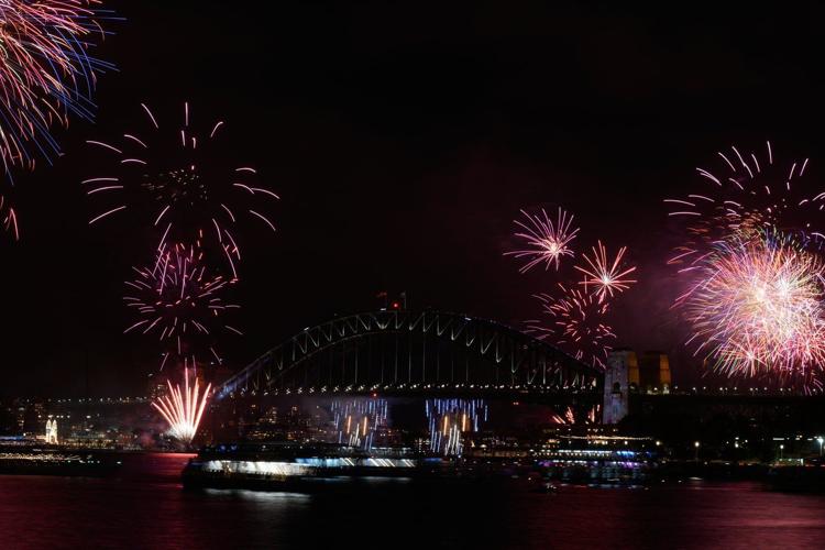 New Zealand's Auckland kicks off 2026 celebrations with fireworks