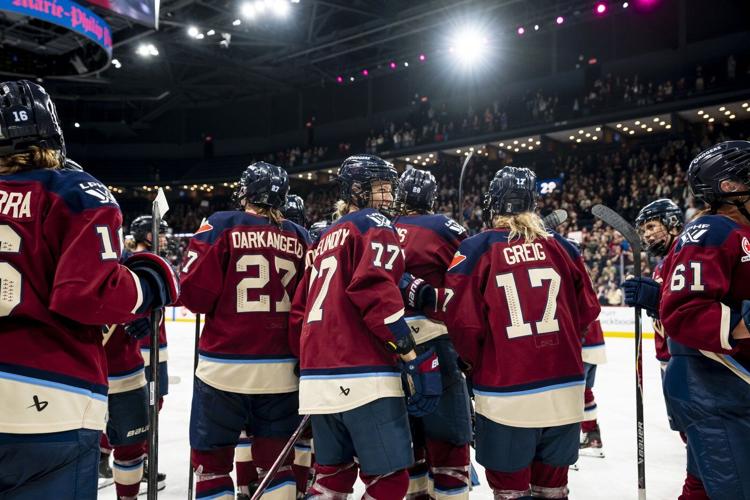 Poulin scores in third overtime as Victoire beat Frost 1-0 to tie PWHL series
