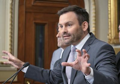 Independent Quebec would adopt its own currency, PQ leader says