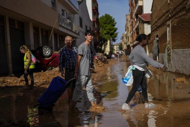 Spain searches for bodies after unprecedented flooding claims at least 158 lives