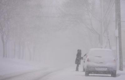 Une tempête hivernale provoque la fermeture d'écoles dans les Maritimes