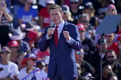 GOP's lackluster fundraising spurs post-election infighting